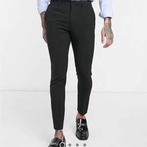 Super Skinny Cropped Smart Pants in Black